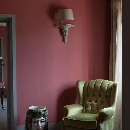 Relais Casa Mirabile 컨트리하우스 *