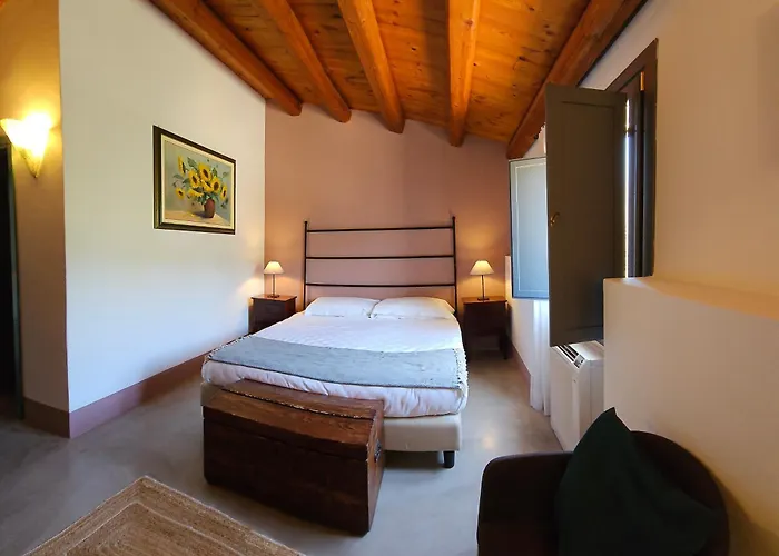 Relais Casa Mirabile Менфи