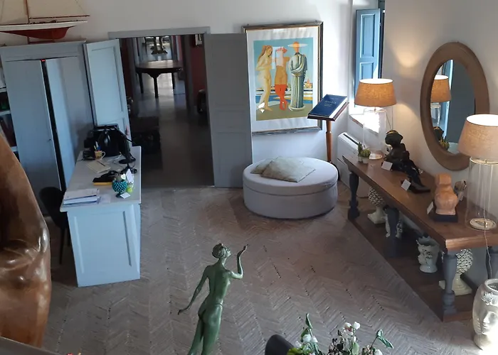 Relais Casa Mirabile * Менфи