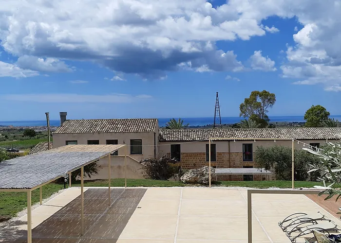 Летний дом Relais Casa Mirabile Менфи