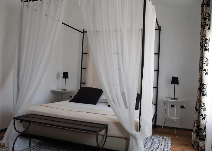 Relais Casa Mirabile Летний дом *